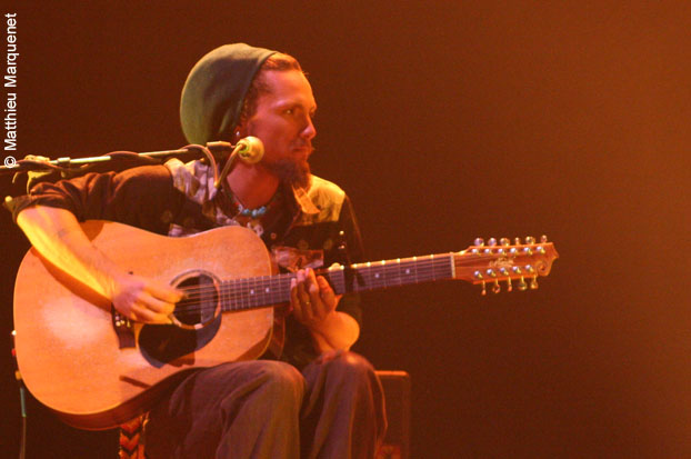 live : photo de concert de The John Butler Trio  Paris, le Grand Rex