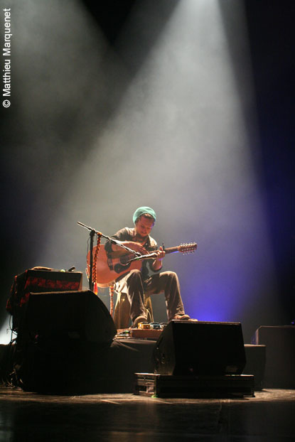 live : photo de concert de The John Butler Trio  Paris, le Grand Rex