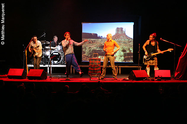 live : photo de concert de Les Fatals Picards  Paris, la Cigale