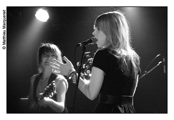 live : photo de concert de Plastiscines à Paris, la Boule Noire