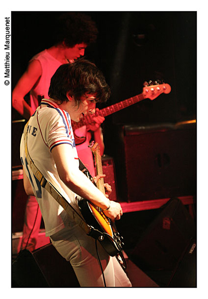 live : photo de concert de les Shades  Paris, Back Up