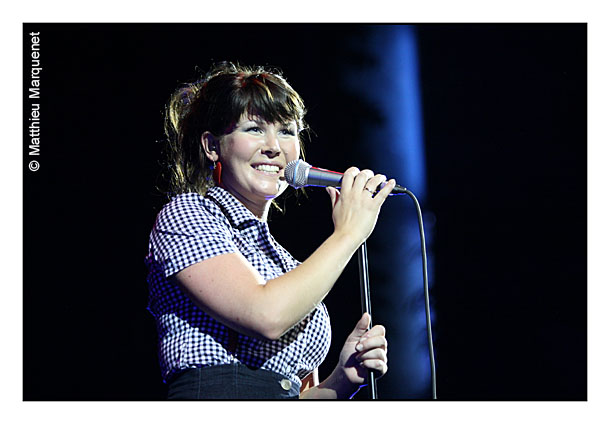 live : photo de concert de Something Sally  Paris, Grand Rex