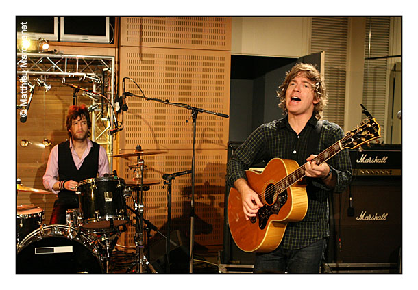 live : photo de concert de Nada Surf  Paris, Europe 2 session