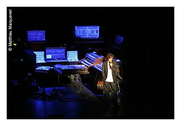 live : photo de concert de Jean Michel Jarre  Paris, Thtre Marigny