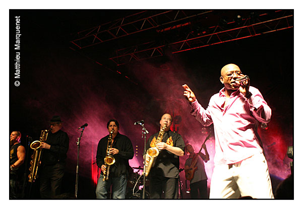 live : photo de concert de Tower of Power  Paris, Bataclan