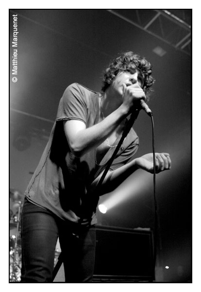 live : photo de concert de the Kooks  Paris, Elyse Montmartre