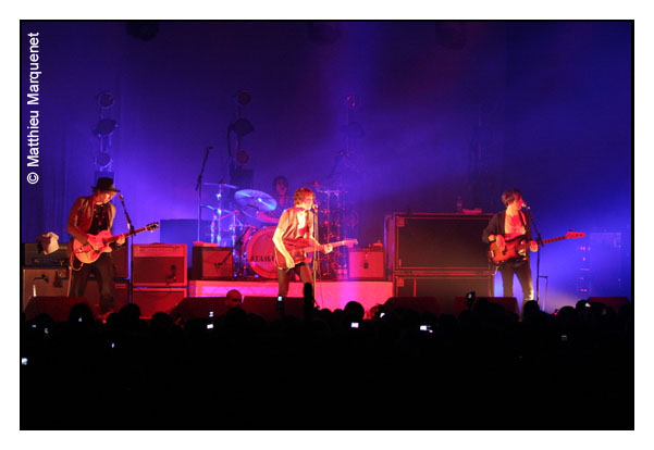 live : photo de concert de the Kooks  Paris, Elyse Montmartre