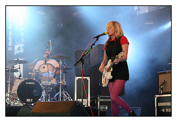 live : photo de concert de The Ting Tings  Roskilde (Danemark), Roskilde Festival