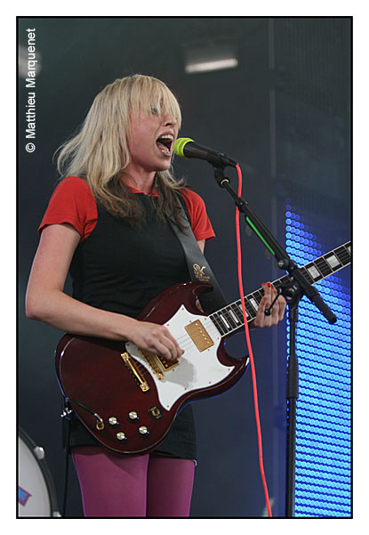 live : photo de concert de The Ting Tings  Roskilde (Danemark), Roskilde Festival