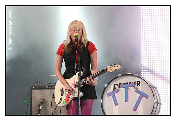 live : photo de concert de The Ting Tings  Roskilde (Danemark), Roskilde Festival