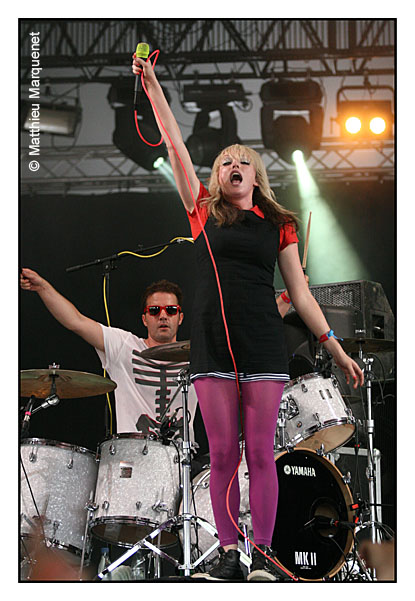 live : photo de concert de The Ting Tings  Roskilde (Danemark), Roskilde Festival