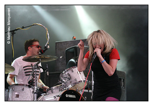 live : photo de concert de The Ting Tings  Roskilde (Danemark), Roskilde Festival