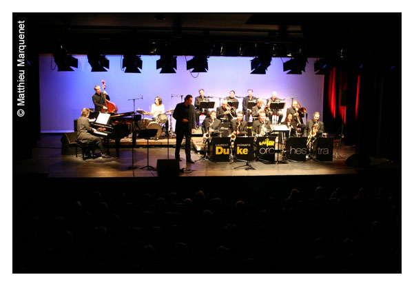 live : photo de concert de Laurent Mignard DUKE ORCHESTRA  Maisons Laffitte, salle Malesherbes