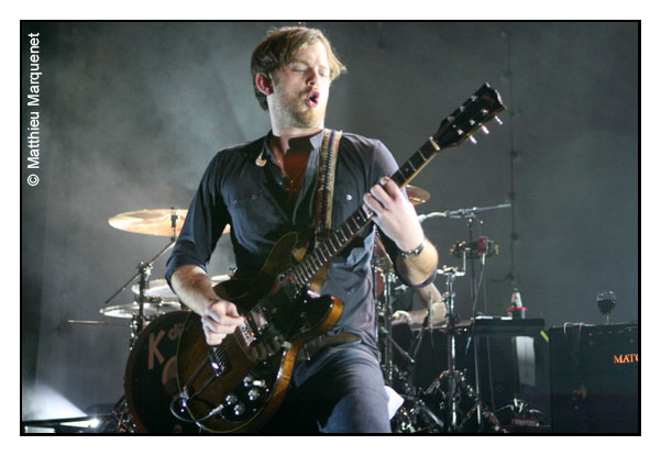 live : photo de concert de Kings of Leon  Paris, Olympia