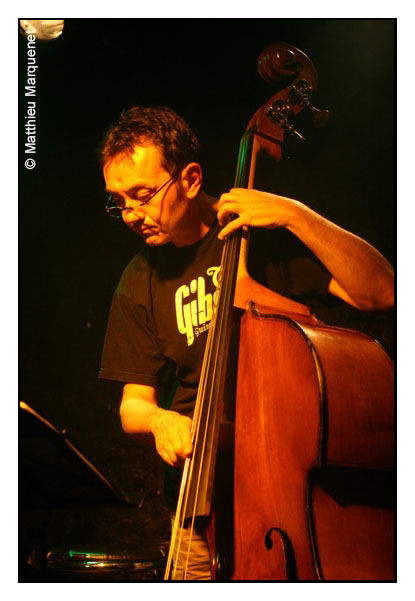 live : photo de concert de Louis Coumian  Paris, Sentier des Halles