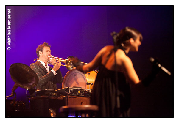 live : photo de concert de Caravan Palace  Paris, Salle Pleyel