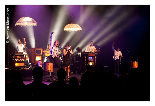 live : photo de concert de Caravan Palace  Paris, Salle Pleyel