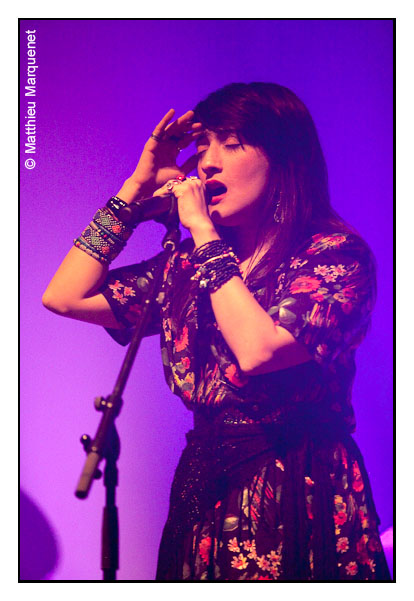 live : photo de concert de Hindi Zahra  Paris, la Cigale