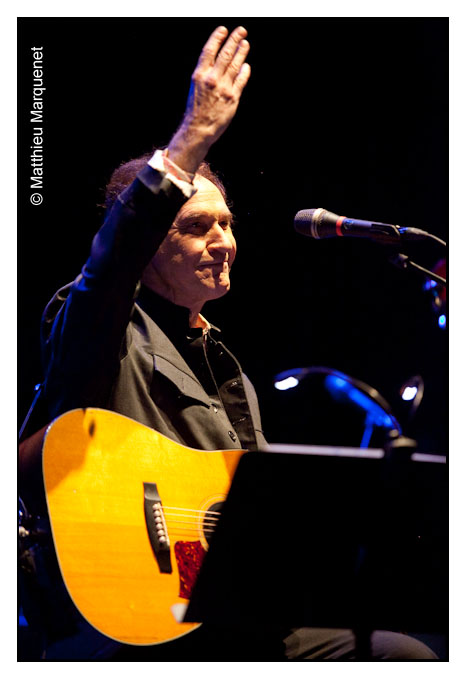 live : photo de concert de Ray Davies  Paris, Olympia