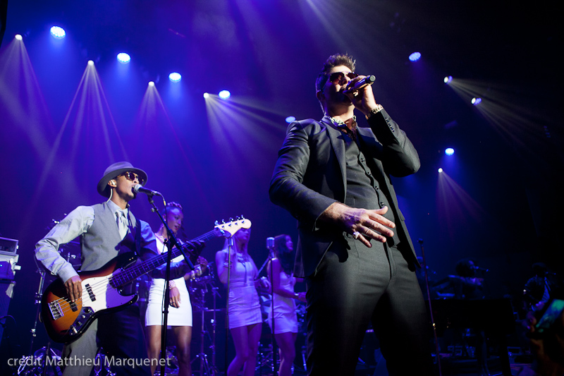 live : photo de concert de Robin Thicke  Paris, Yoyo