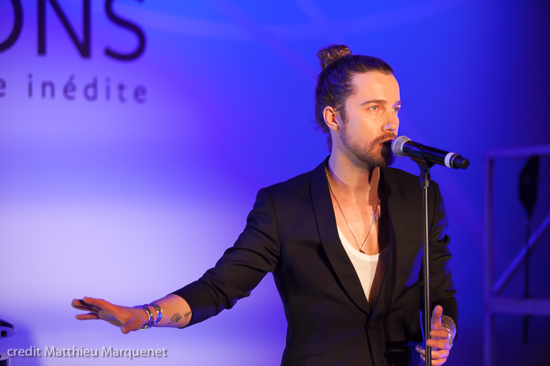 live : photo de concert de Julien Doré  Paris, Station F