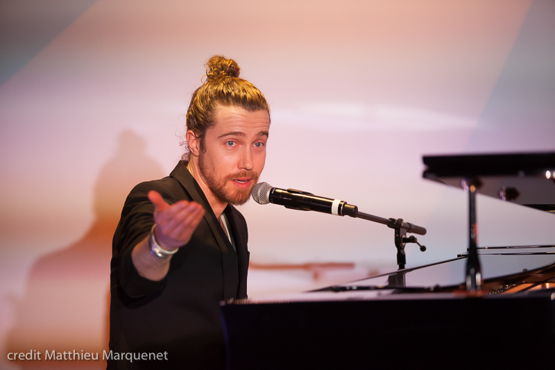 live : photo de concert de Julien Doré  Paris, Station F