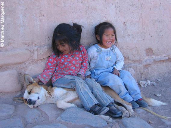 photo de Les enfants du monde, photos prises lors de mon tour du monde  vlo en 2004