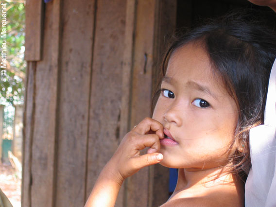 photo de Les enfants du monde, photos prises lors de mon tour du monde  vlo en 2004